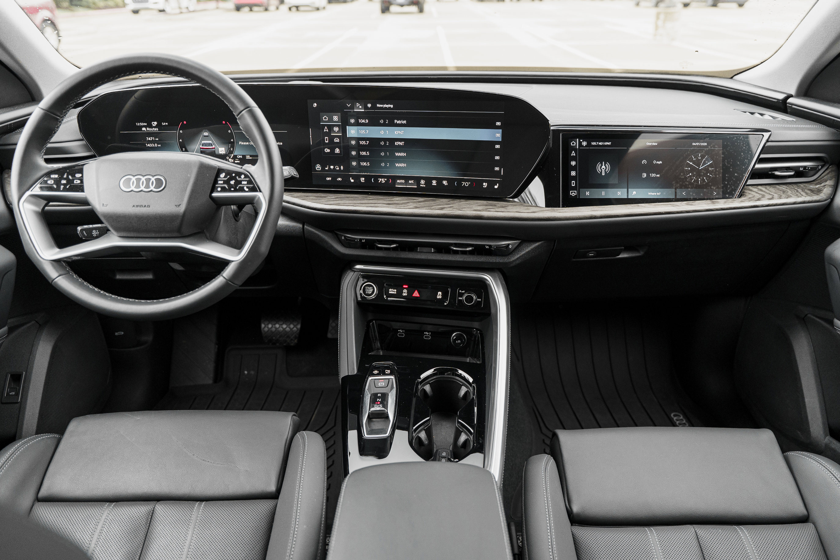 Certified 2025 Audi Q5 Prestige image 8