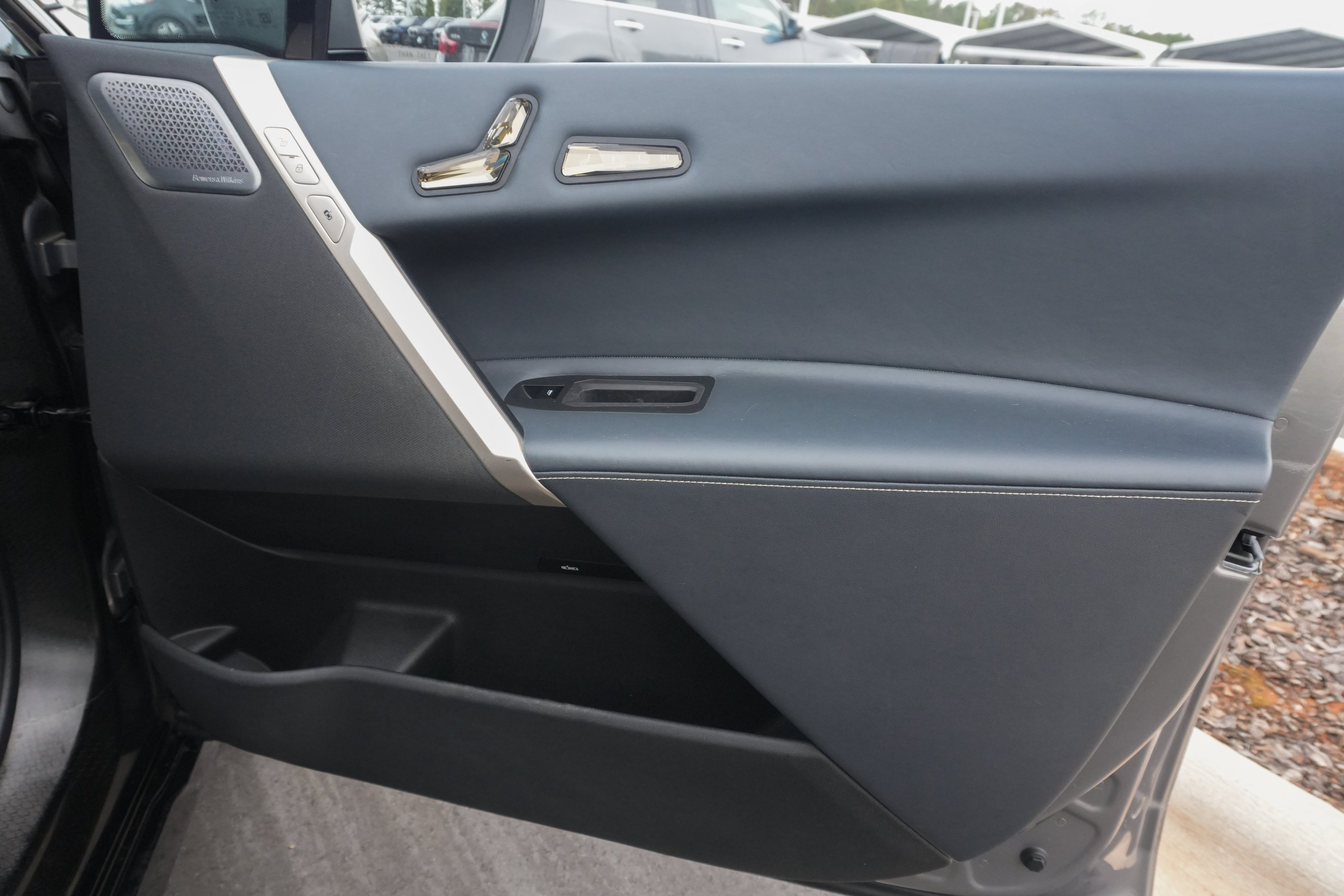 Certified 2024 BMW iX M60 AWD/4WD image 29