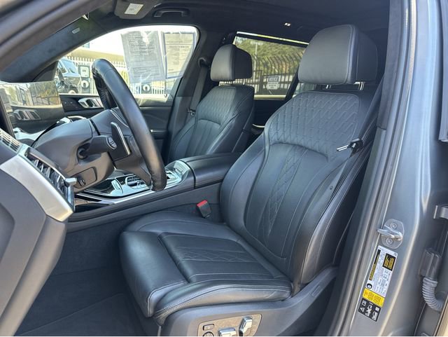 Used 2023 BMW X7 xDrive40i w/ Executive Package image 24