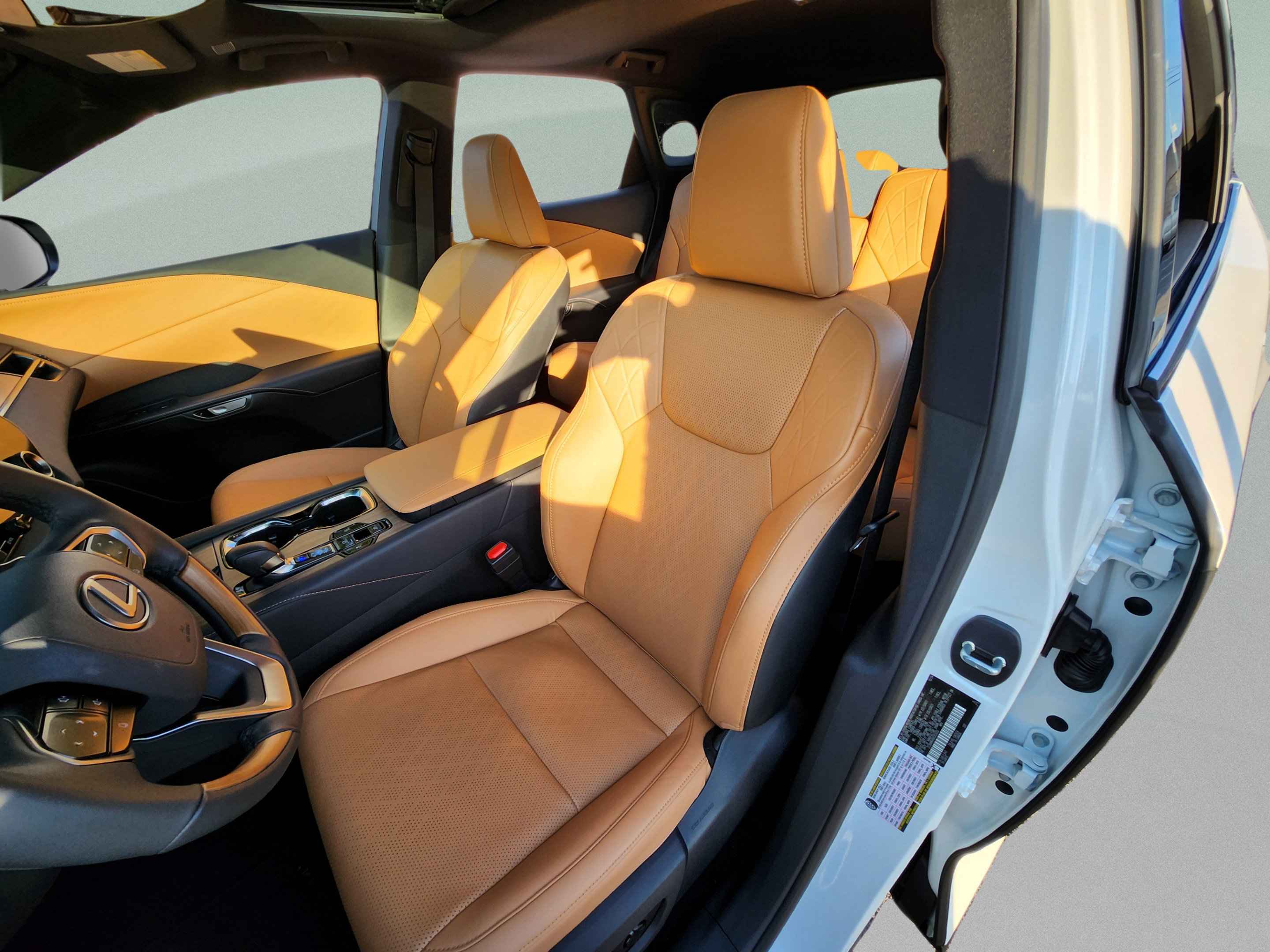Certified 2025 Lexus RX 350 Premium Plus w/ Convenience Package FWD image 15