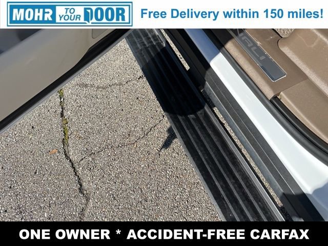 Used 2021 GMC Yukon Denali w/ Denali Premium Package image 11