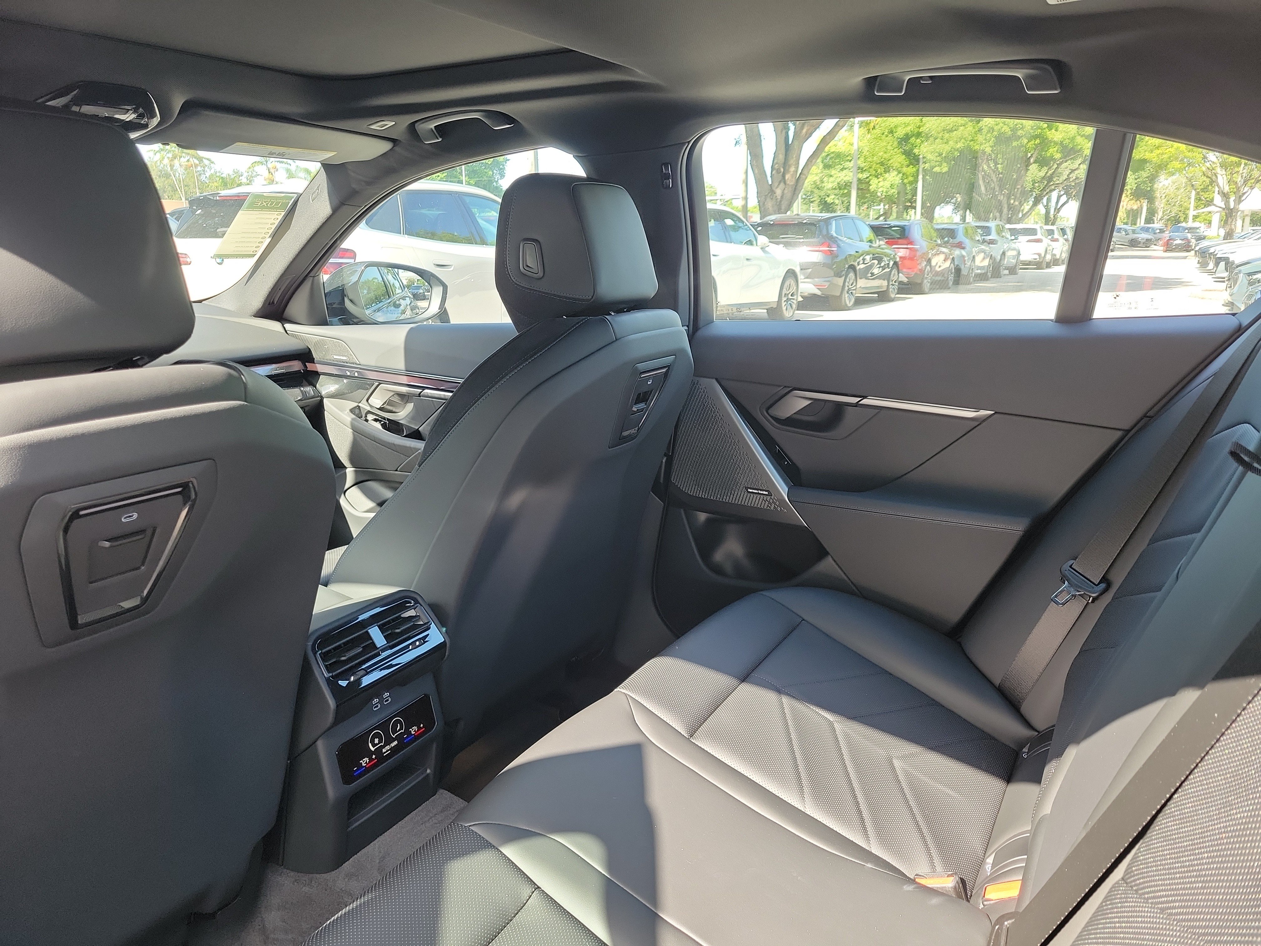 New 2027 BMW 530i w/ M Sport Package RWD image 9