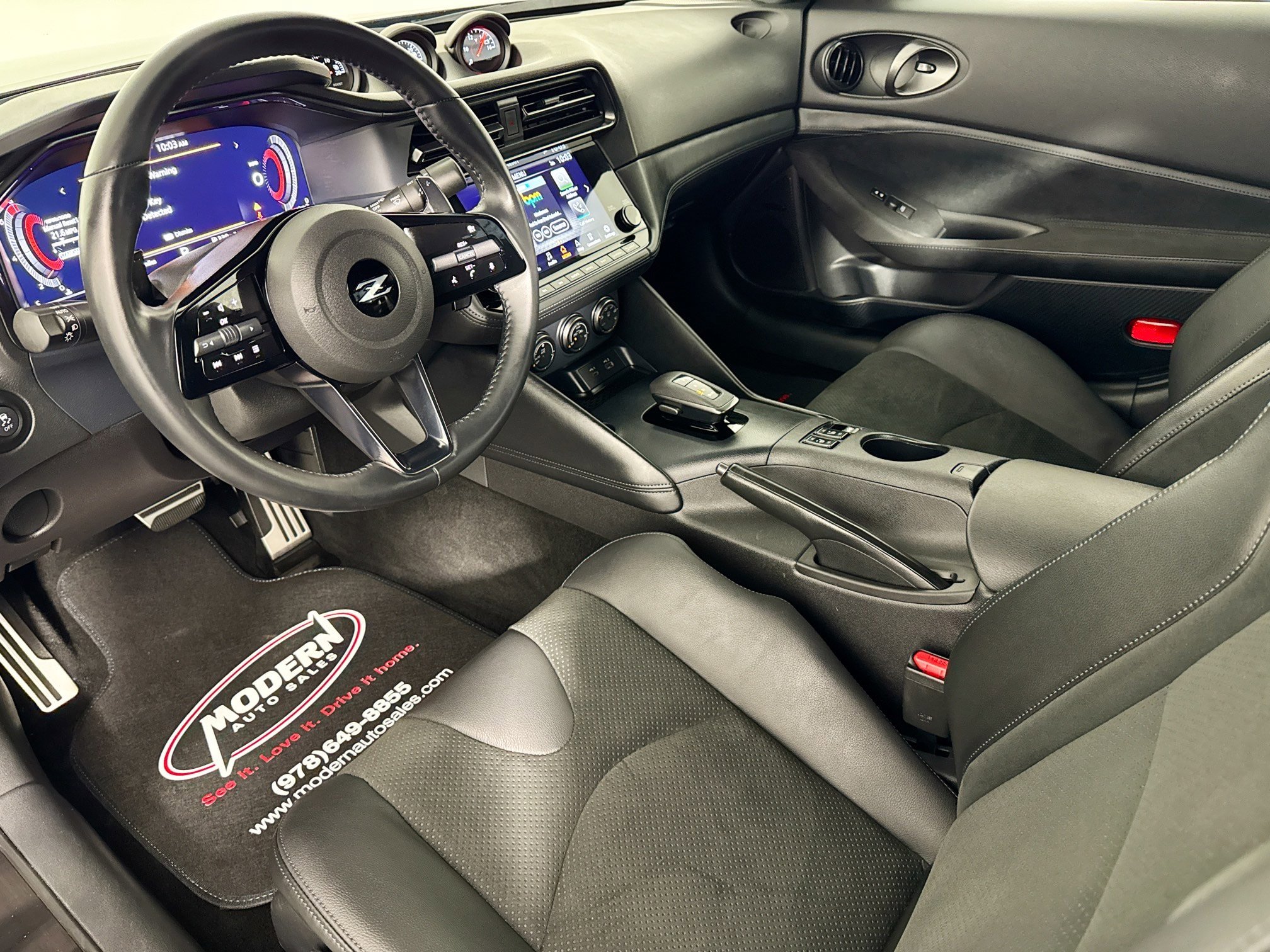 Used 2024 Nissan Z Performance w/ Floor Mat Package RWD image 15