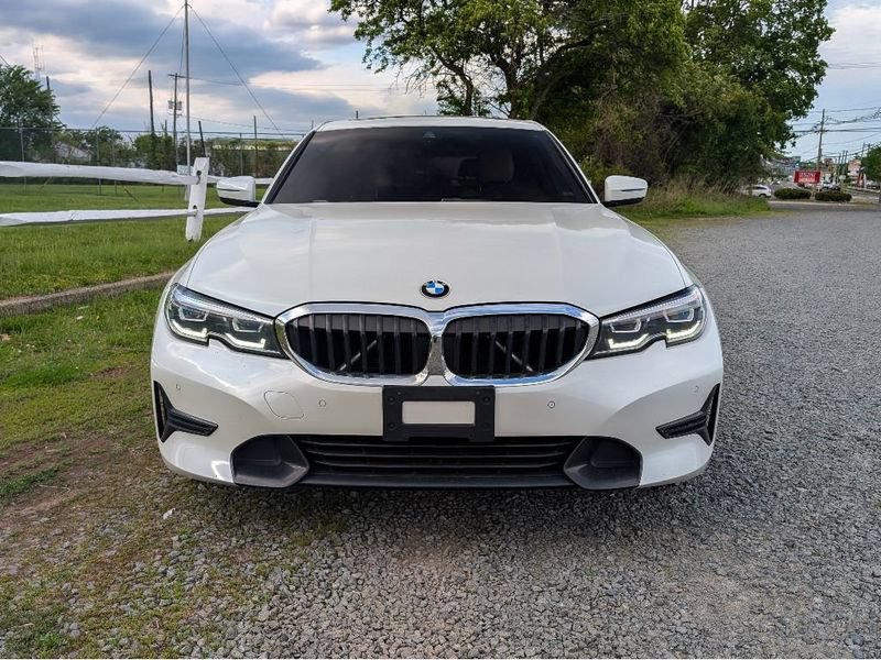 Used 2020 BMW 330i xDrive Sedan w/ Convenience Package AWD/4WD image 2
