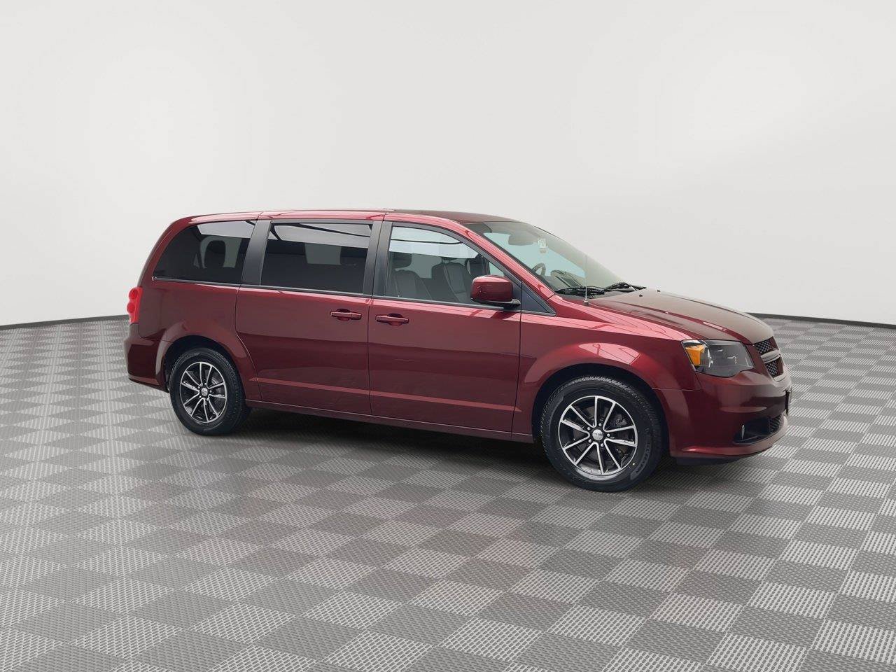 Used 2019 Dodge Grand Caravan GT FWD image 34