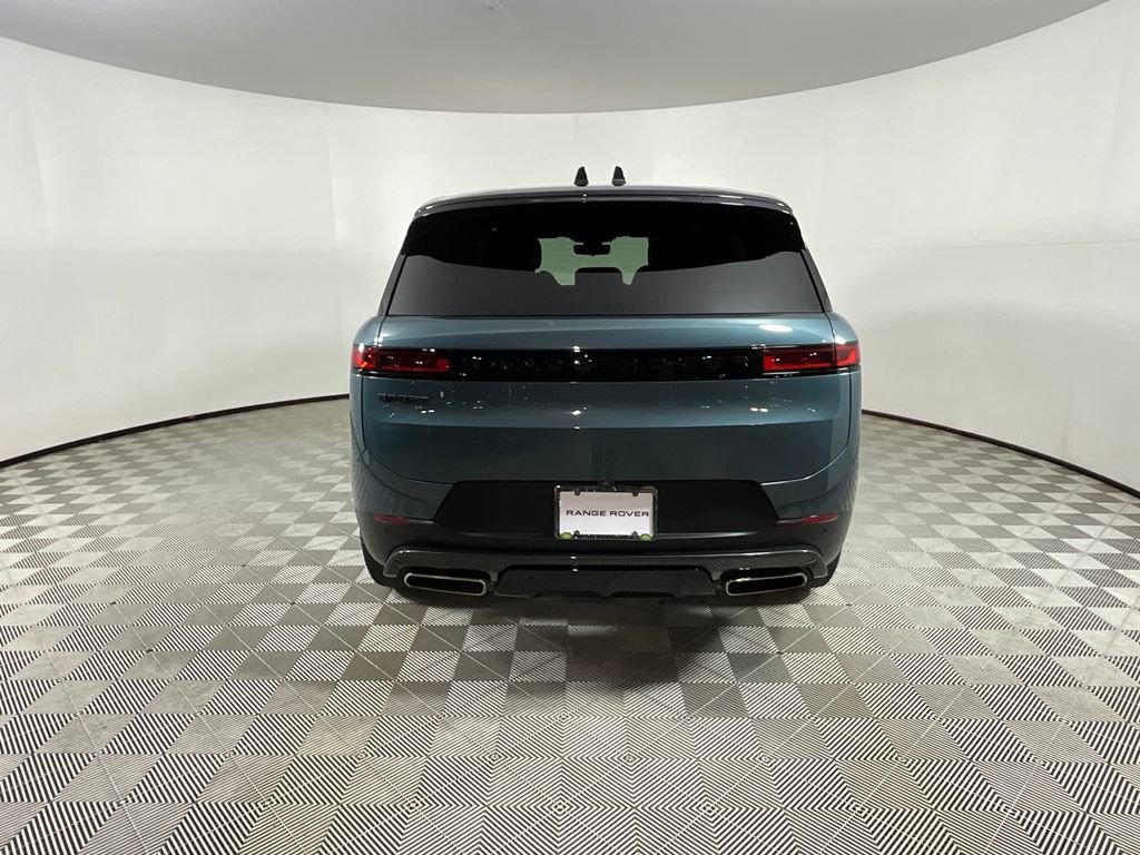 Used 2024 Land Rover Range Rover Sport SE AWD/4WD image 7