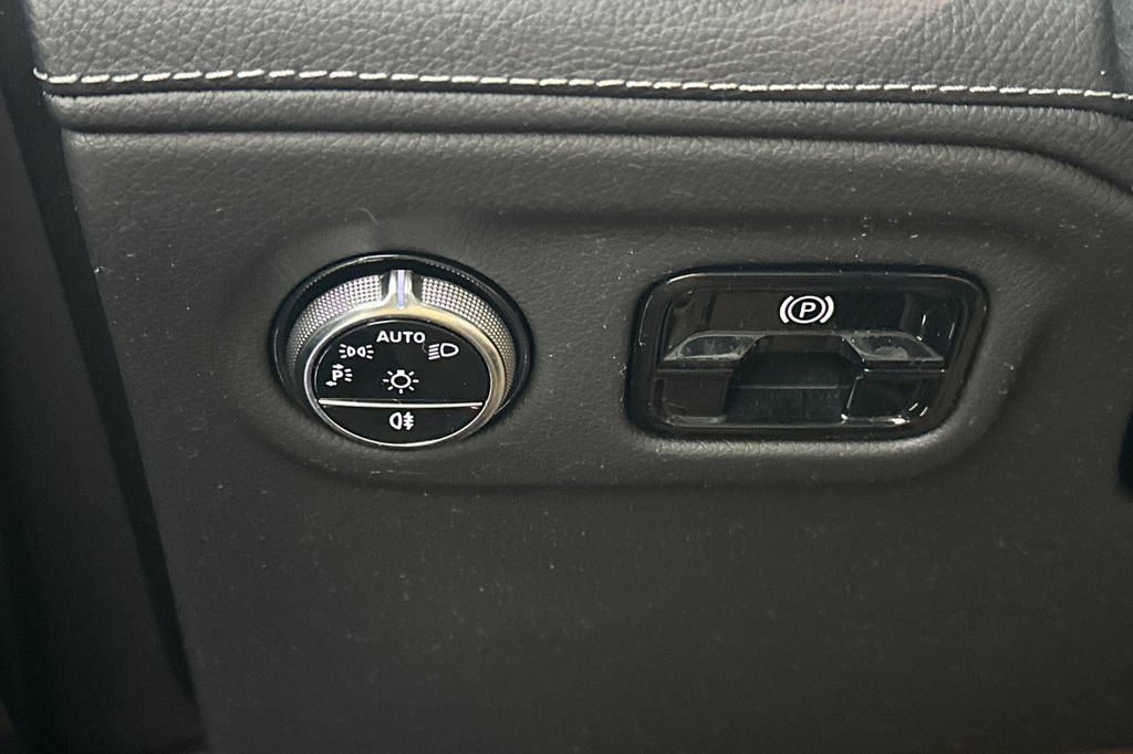 Certified 2023 Mercedes-Benz EQE 350+ 4MATIC SUV image 34