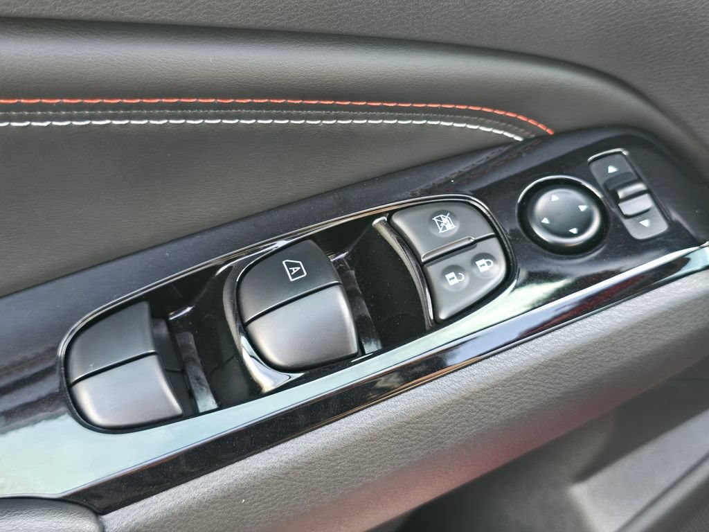 Used 2023 Nissan Altima 2.5 SR w/ SR Premium Package FWD image 19
