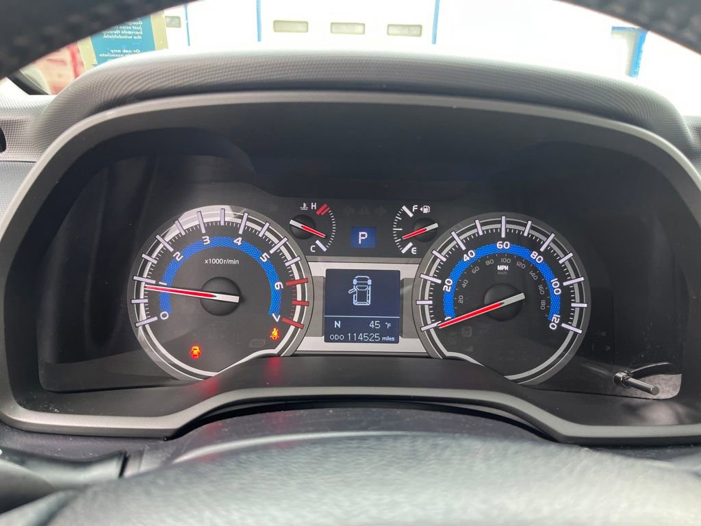 Used 2016 Toyota 4Runner Limited image 17