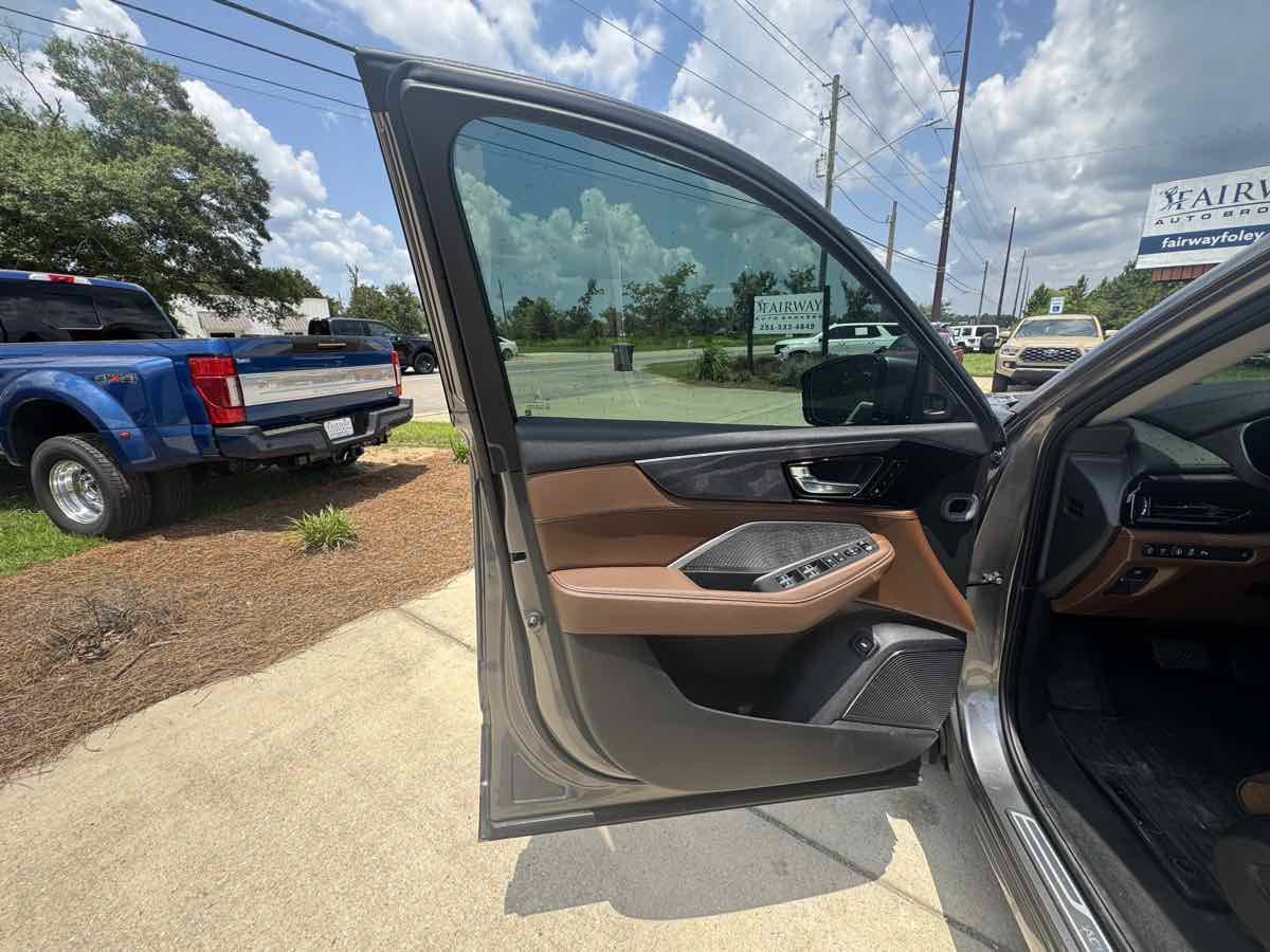 Used 2024 Acura MDX SH-AWD w/ Advance Package image 26
