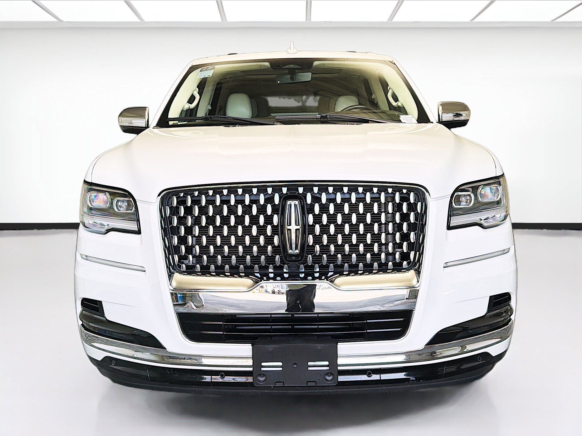 Used 2023 Lincoln Navigator Black Label image 2