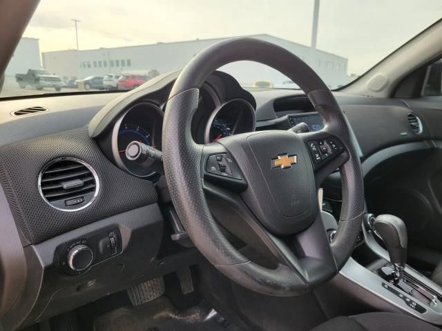 Used 2015 Chevrolet Cruze LT FWD image 18