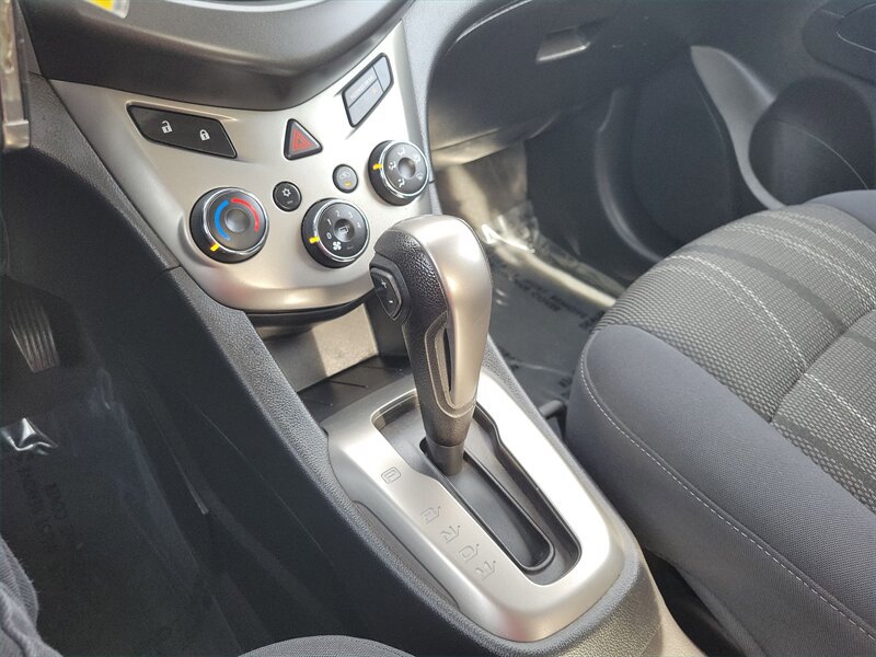 Used 2016 Chevrolet Sonic LT FWD image 27