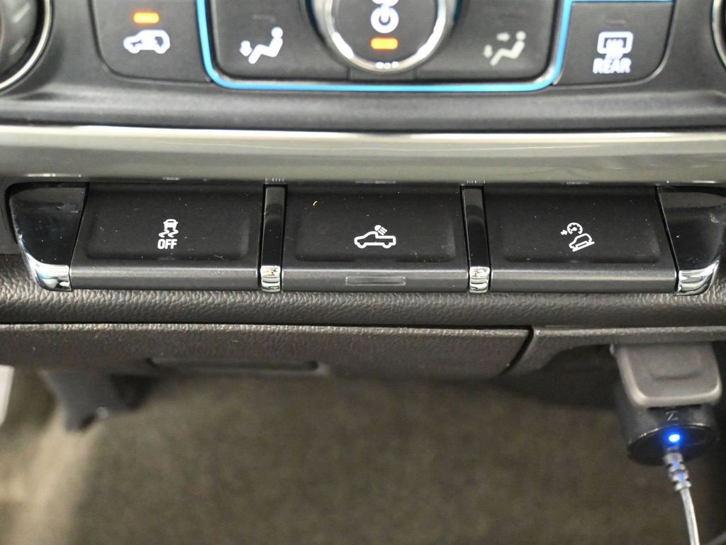 Used 2018 Chevrolet Silverado 1500 LT w/ All Star Edition image 24