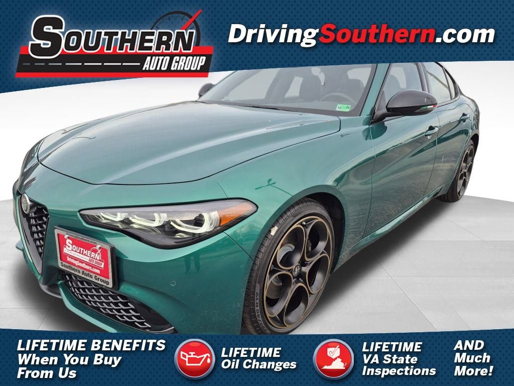 New 2025 Alfa Romeo Giulia w/ Driving Assist Package