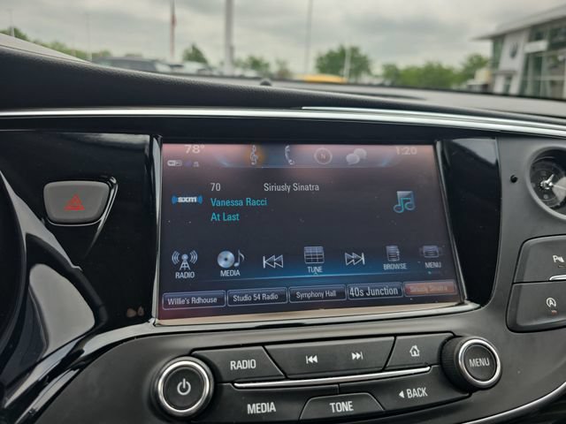 Used 2020 Buick Envision Essence AWD/4WD image 13