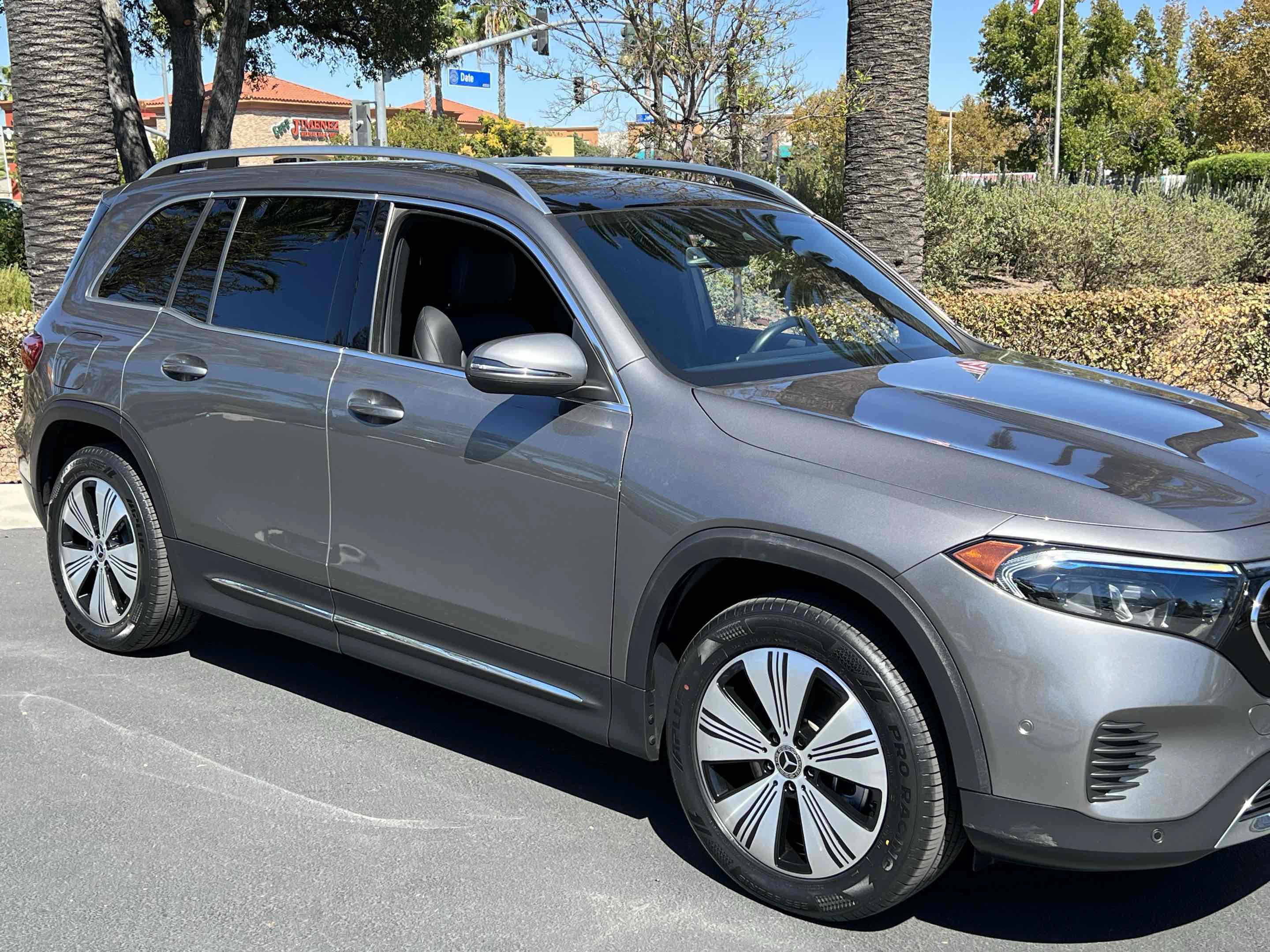 Used 2023 Mercedes-Benz EQB 300 4MATIC image 73
