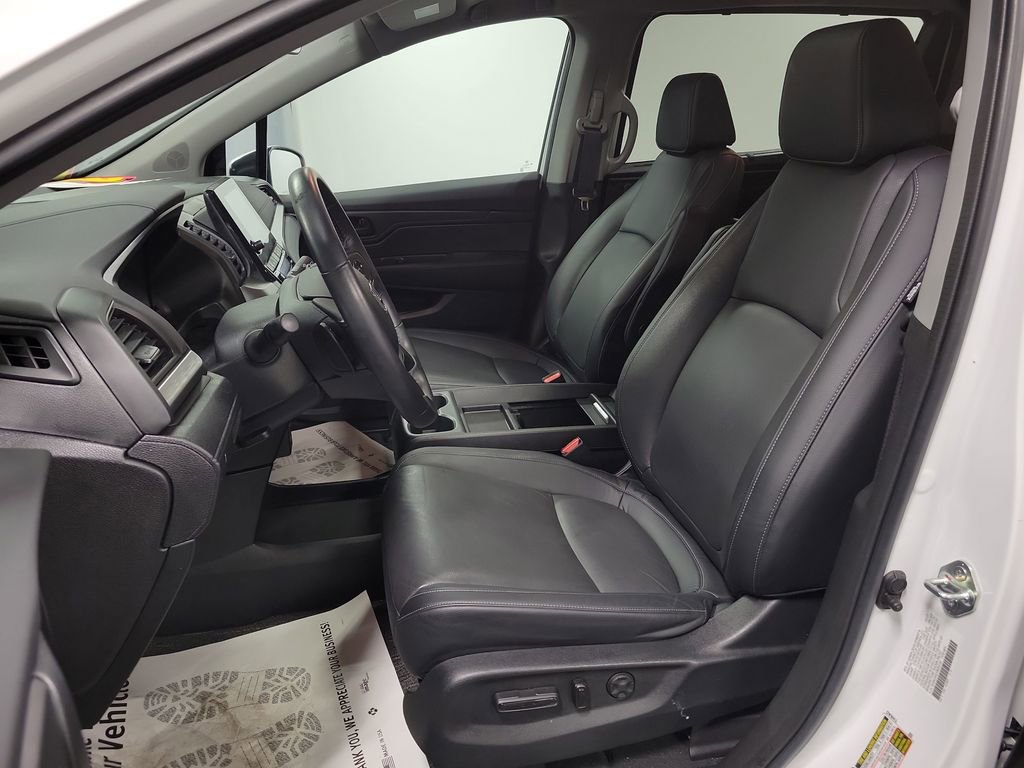 Used 2023 Honda Odyssey EX-L image 13