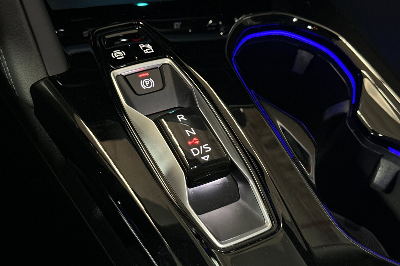 Used 2025 Audi Q5 Premium Plus w/ Premium Plus image 21