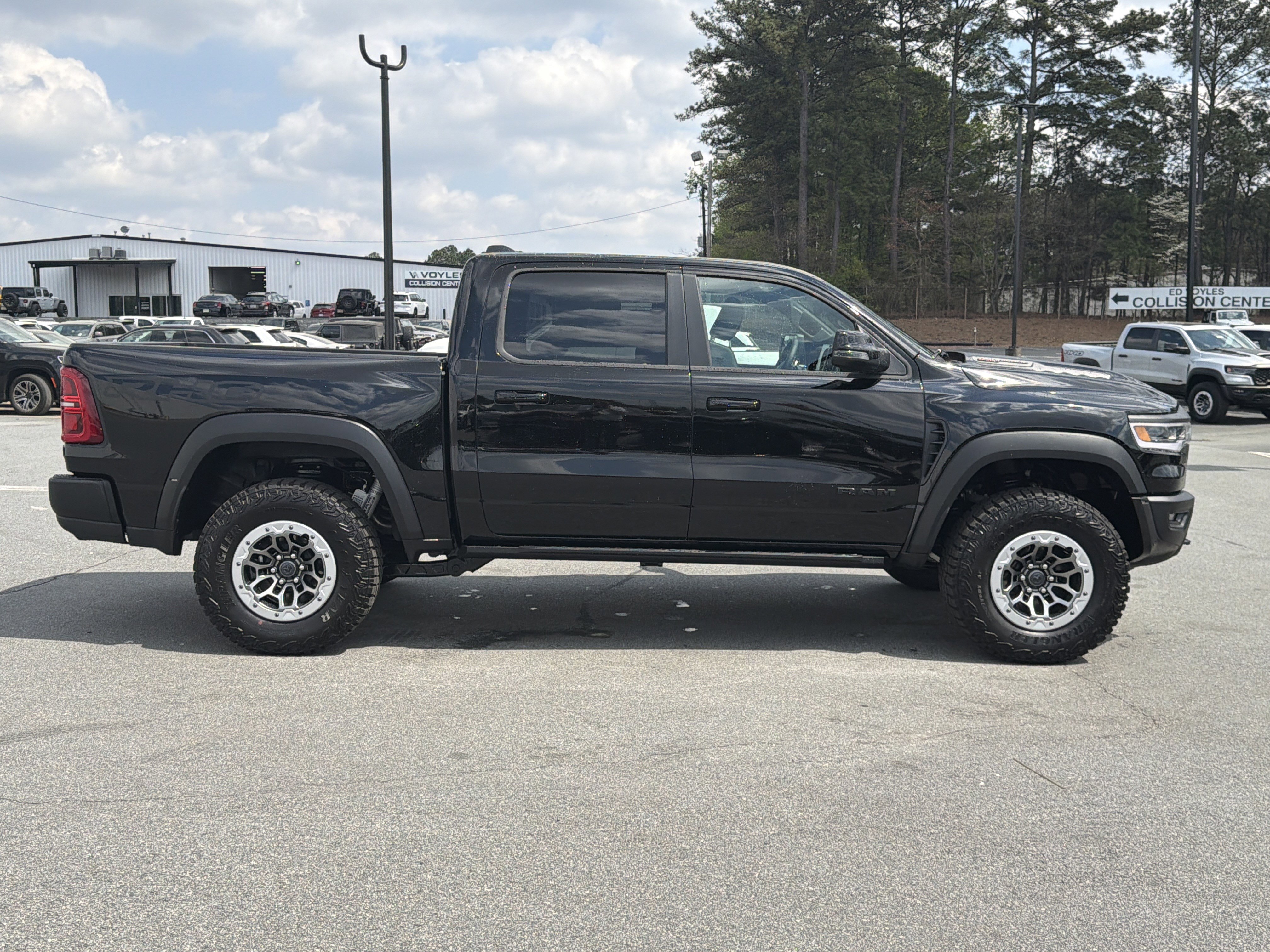 New 2026 RAM 1500 RHO w/ RHO Level 1 Equipment Group image 9