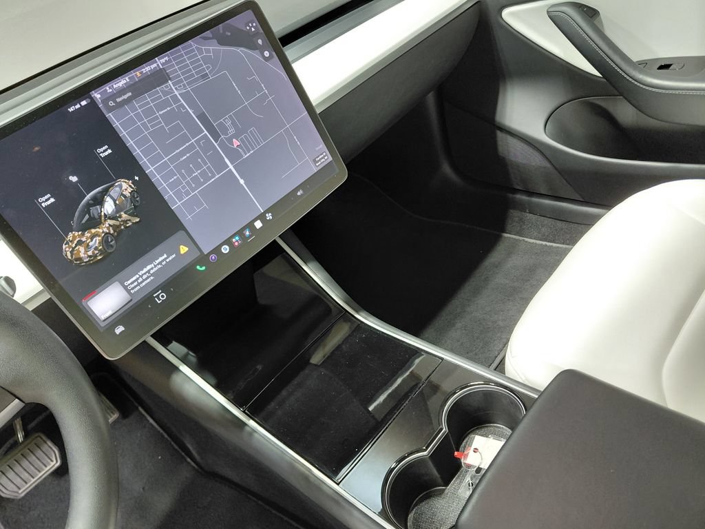 Used 2019 Tesla Model 3 Long Range AWD/4WD image 28