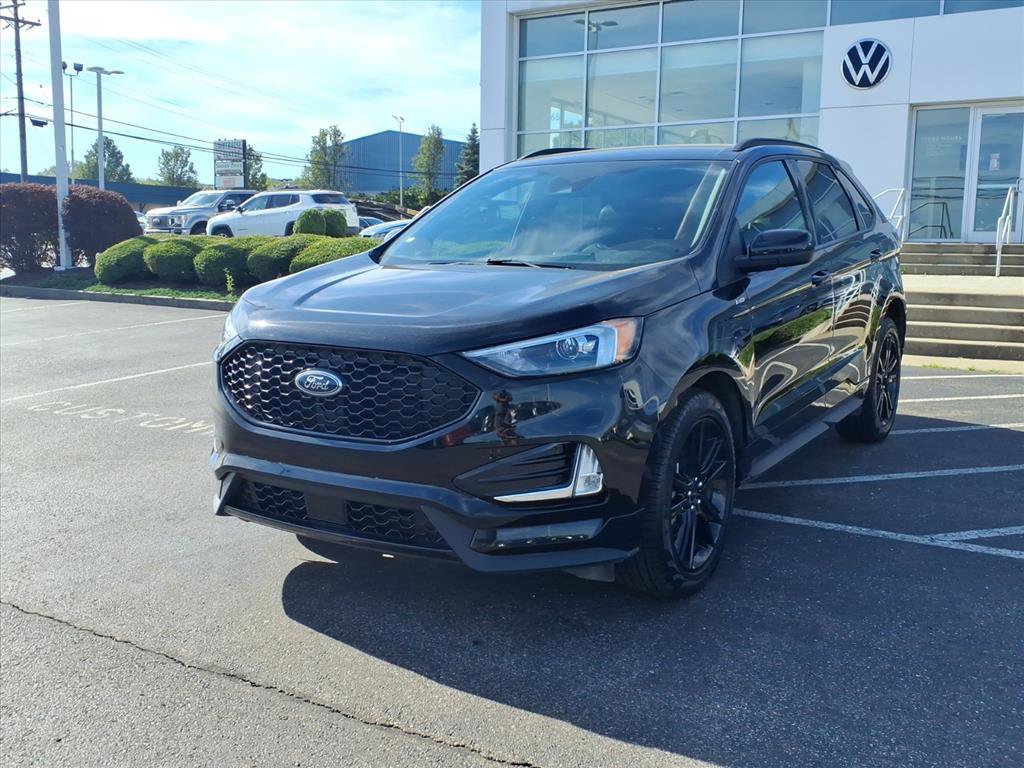 Used 2022 Ford Edge ST-Line image 3