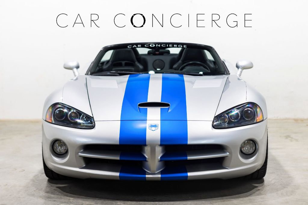 Used 2005 Dodge Viper SRT-10 image 2