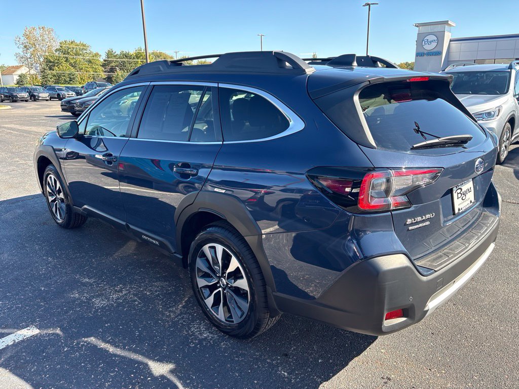 Certified 2024 Subaru Outback Limited AWD/4WD image 5