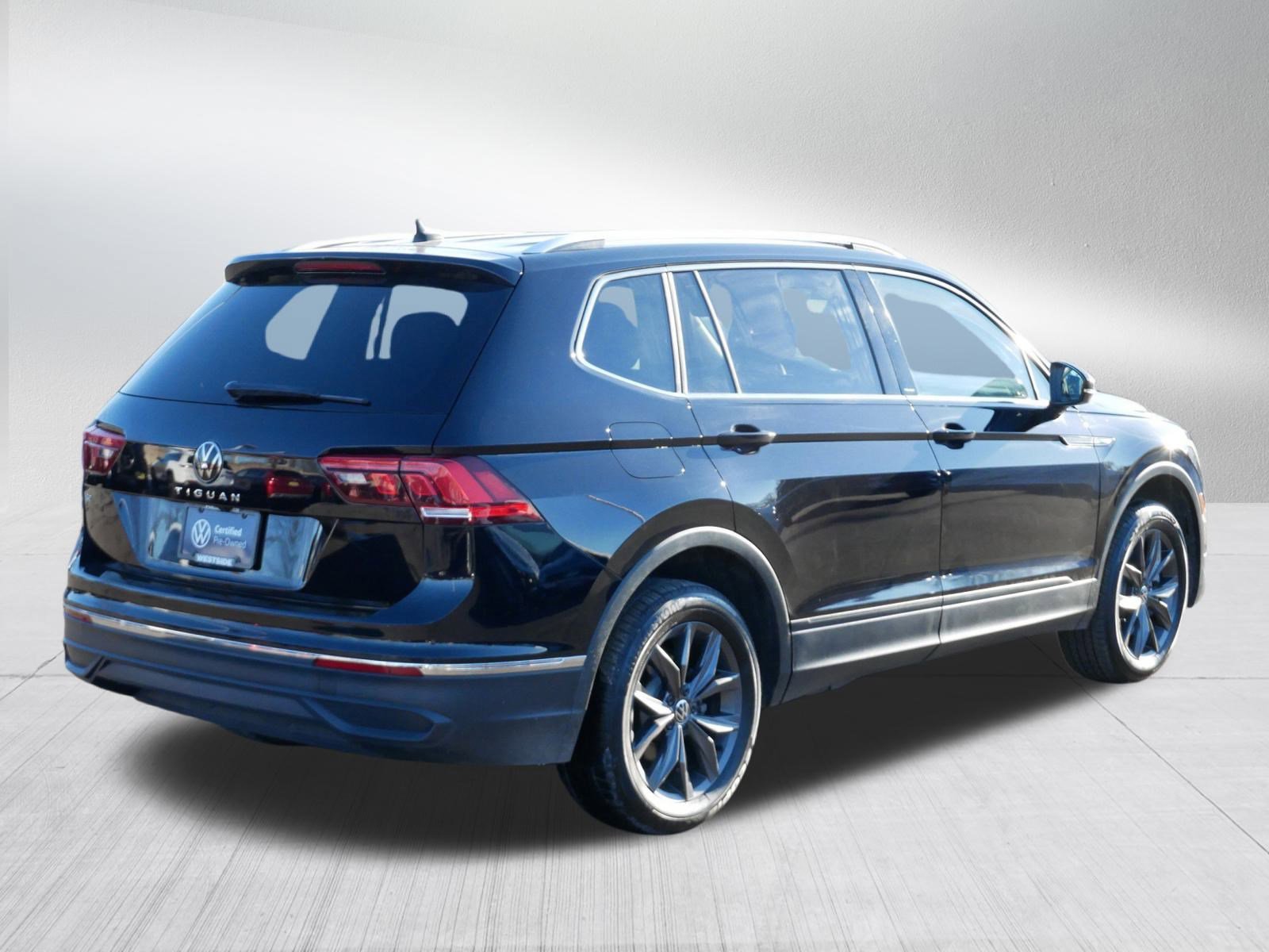 Certified 2023 Volkswagen Tiguan SE image 7