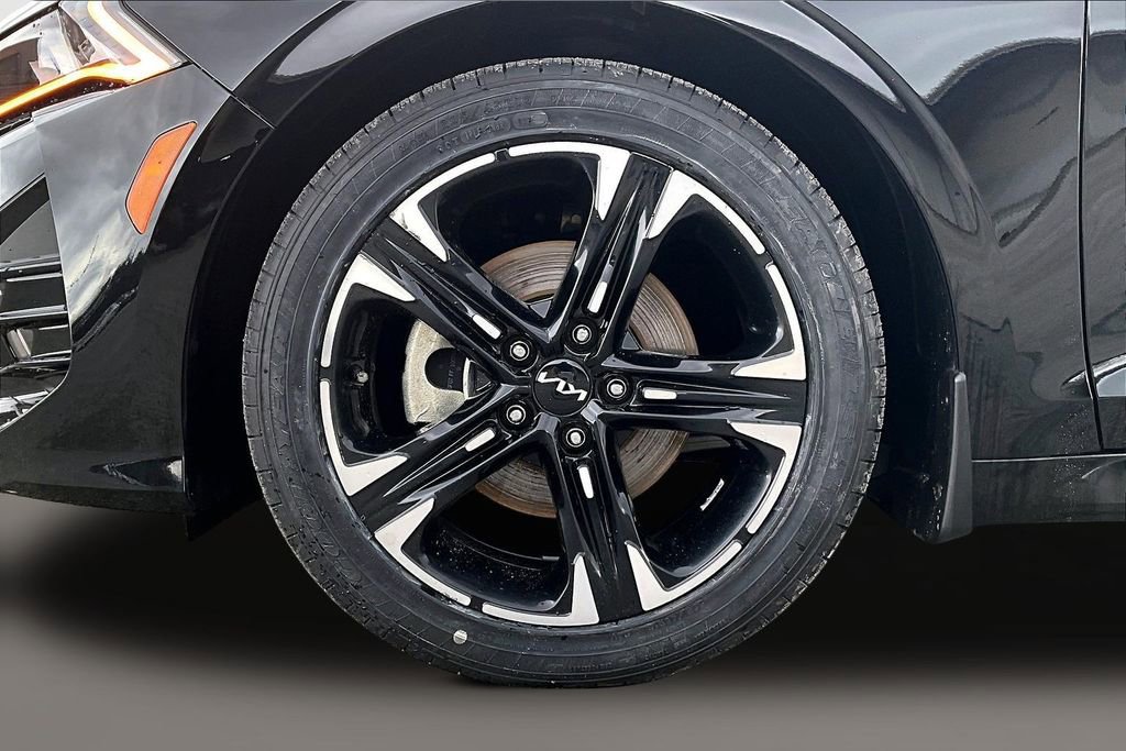 Used 2022 Kia K5 GT-Line image 32