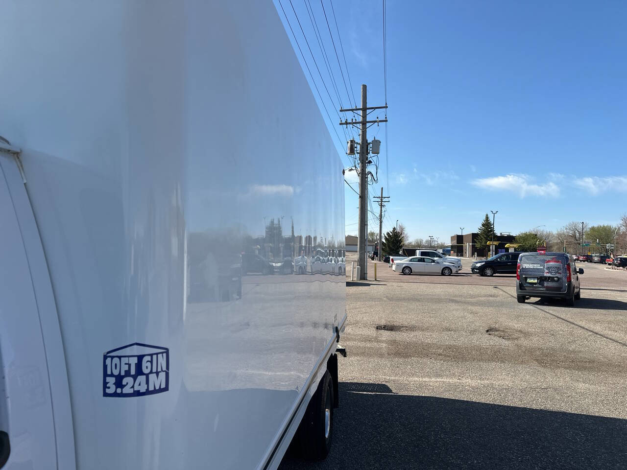 Used 2017 Ford E-350 and Econoline 350 Super Duty w/ Exterior Upgrade Package image 20