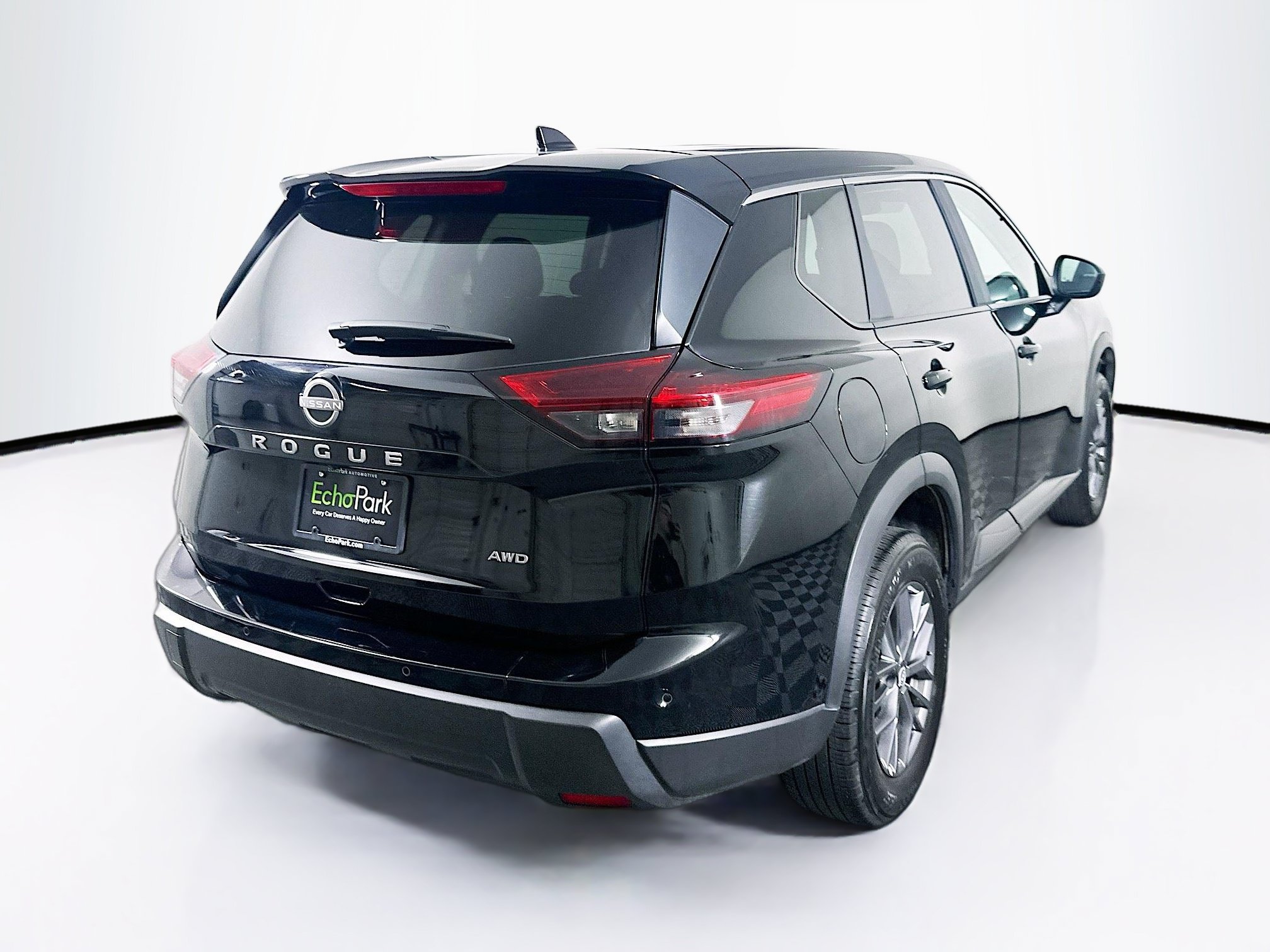 Used 2026 Nissan Rogue SV AWD/4WD image 9