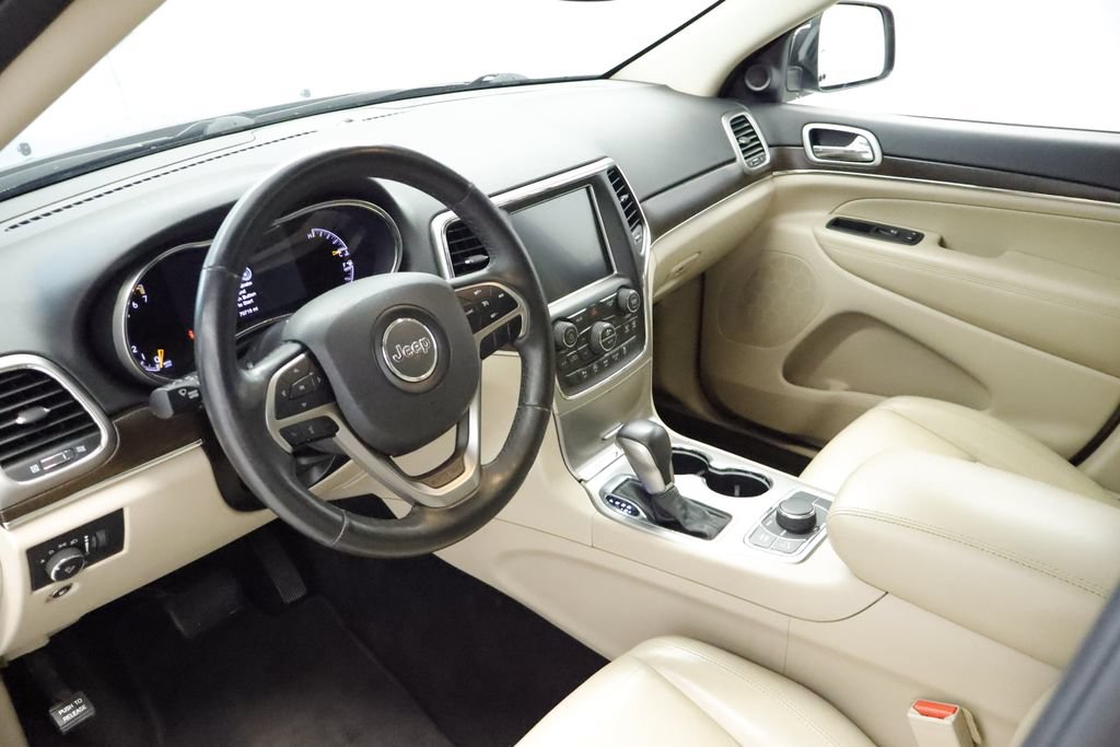 Certified 2018 Jeep Grand Cherokee Limited AWD/4WD image 24