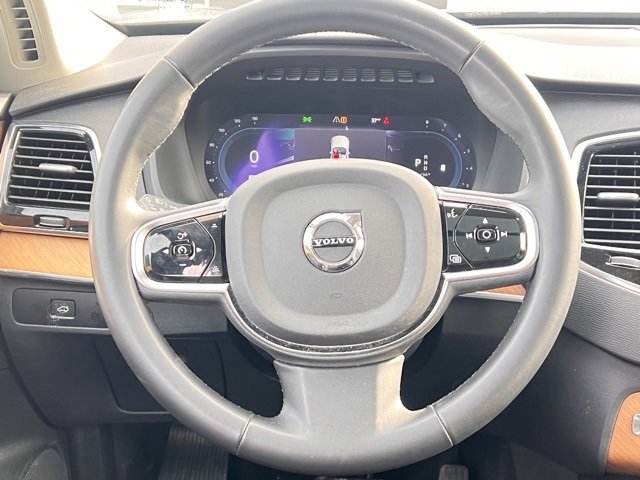 Used 2024 Volvo XC90 B5 Plus image 10