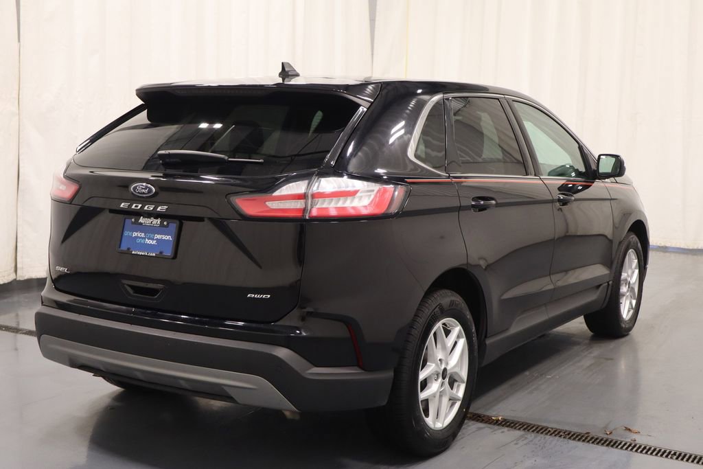 Used 2024 Ford Edge SEL AWD/4WD image 10
