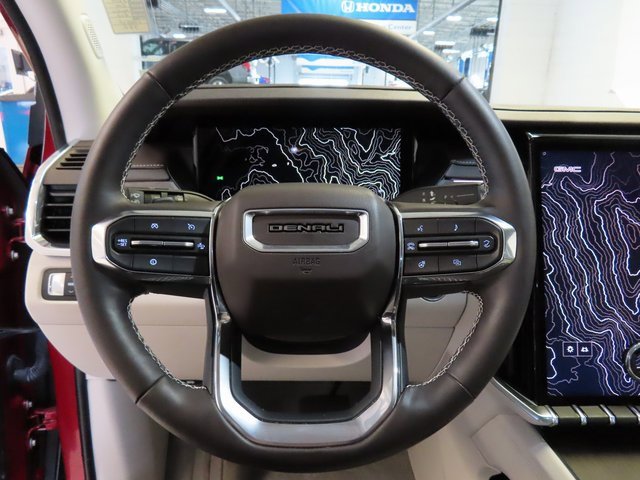 Used 2024 GMC Acadia Denali image 9