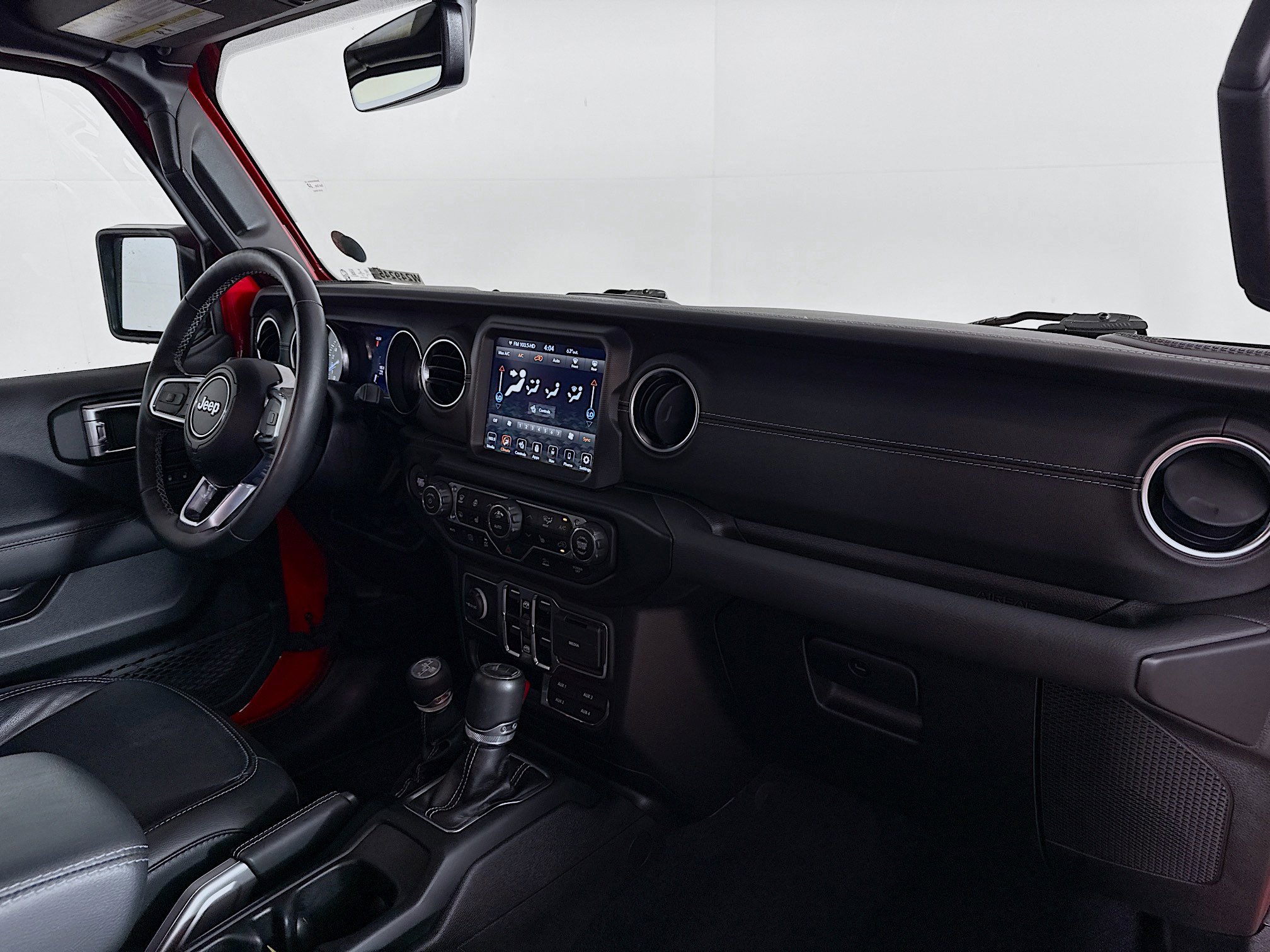 Used 2022 Jeep Wrangler Unlimited Sahara w/ Cold Weather Group image 35