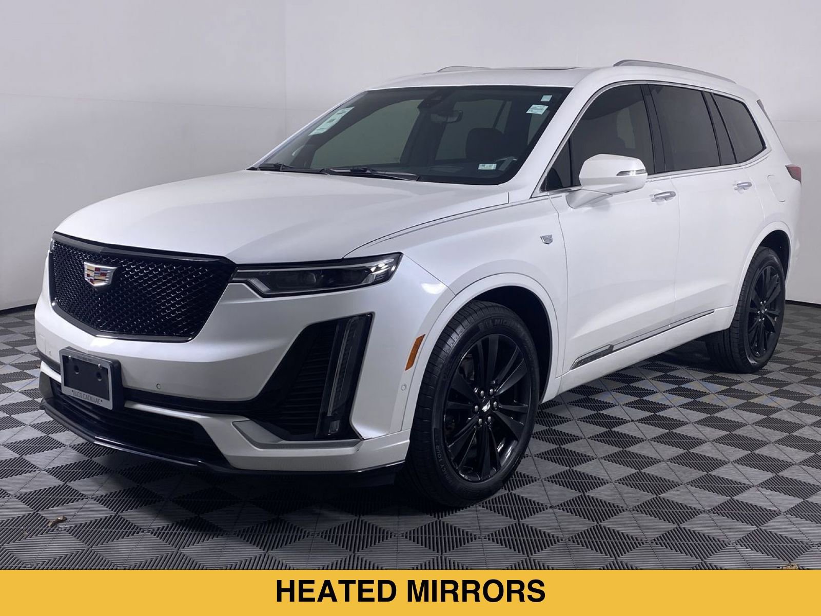 Certified 2023 Cadillac XT6 Premium Luxury w/ Technology Package AWD/4WD image 18