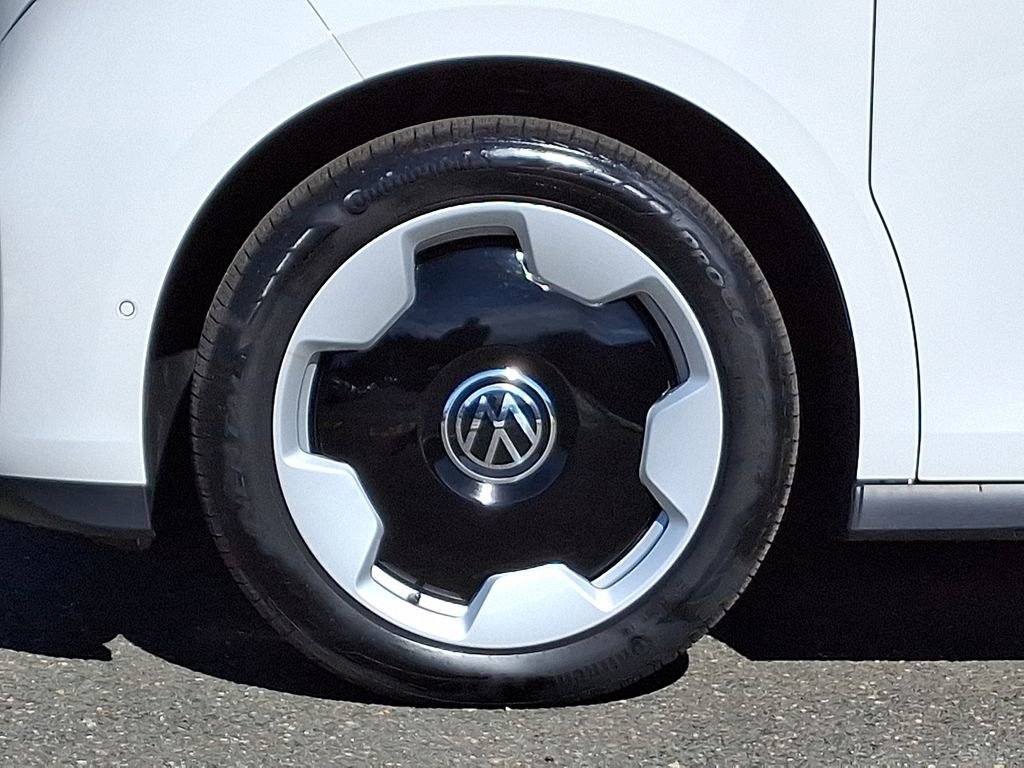 Certified 2025 Volkswagen ID. Buzz Pro S image 8