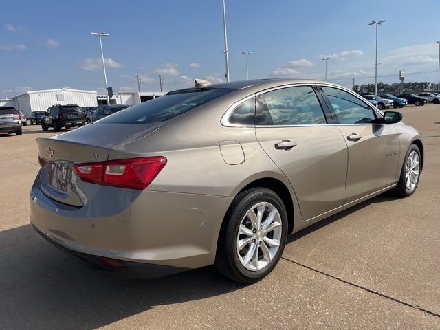 Used 2024 Chevrolet Malibu LT image 4