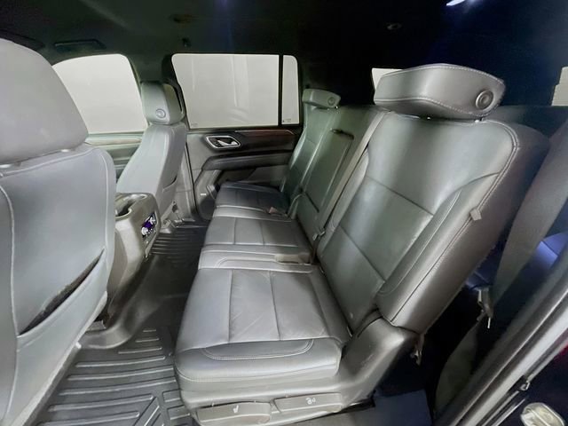 Used 2022 Chevrolet Suburban LT AWD/4WD image 25