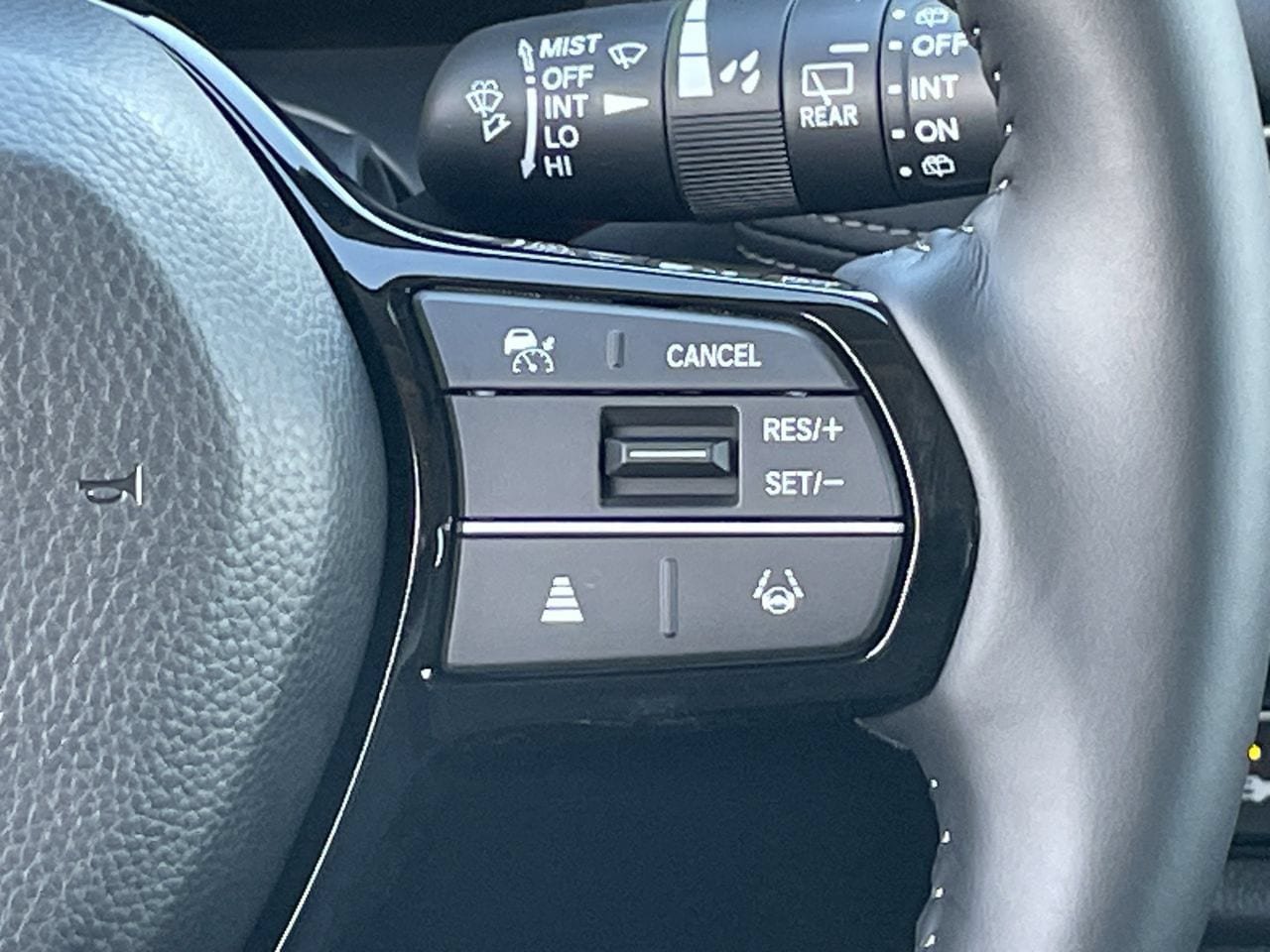 New 2027 Honda HR-V EX-L image 14