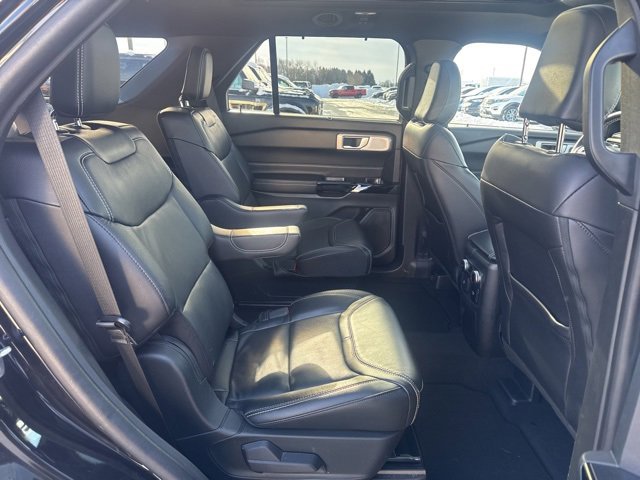 Used 2023 Ford Explorer ST w/ Equipment Group 401A image 16
