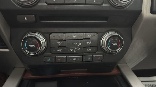 Used 2017 Ford F250 King Ranch w/ King Ranch Ultimate Package AWD/4WD image 12