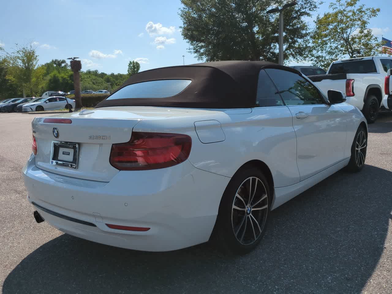 Used 2020 BMW 230i xDrive Convertible AWD/4WD image 6