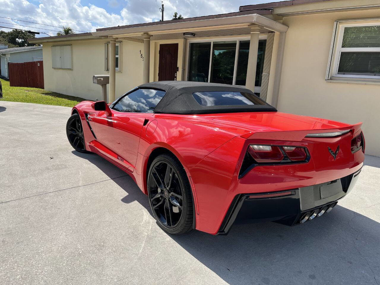 Used 2014 Chevrolet Corvette Stingray Convertible w/ Battery Protection Package image 8