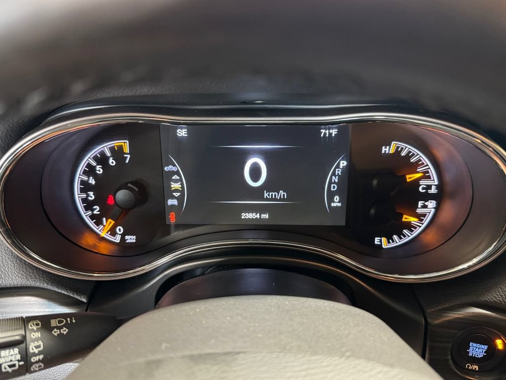 Used 2021 Jeep Grand Cherokee Freedom Edition AWD/4WD image 16