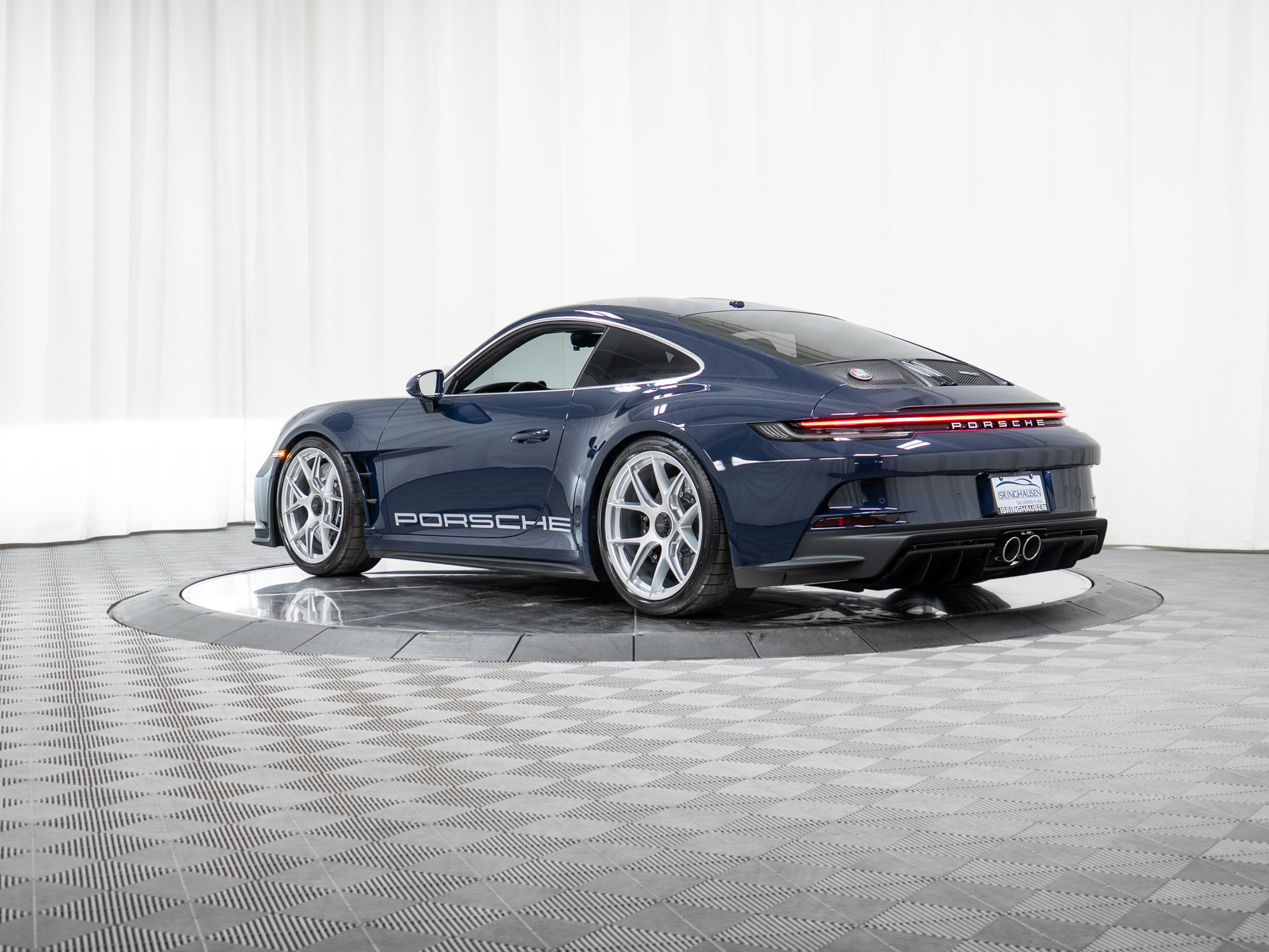 Used 2024 Porsche 911 GT3 RS RWD image 39