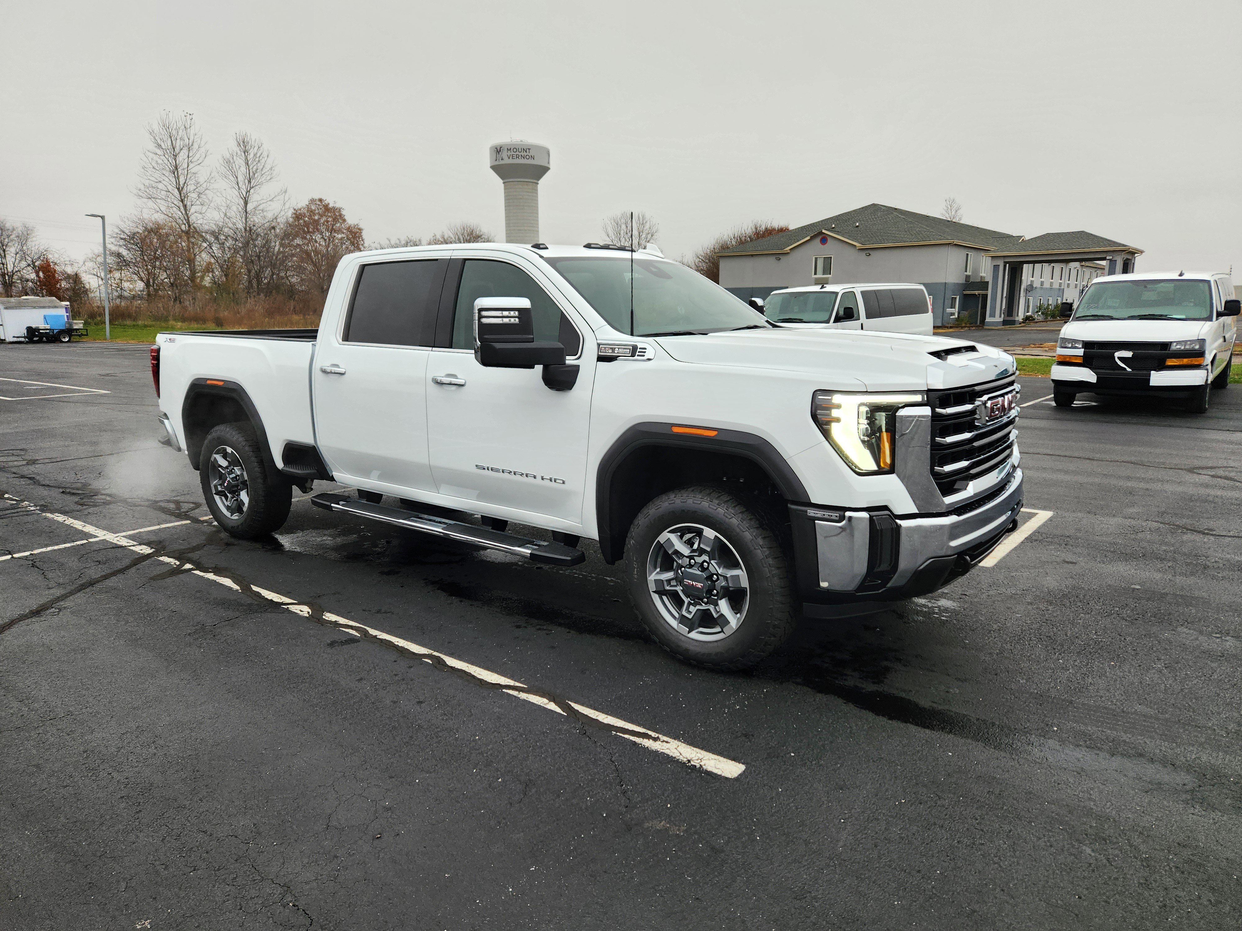 New 2026 GMC Sierra 2500 SLT image 6
