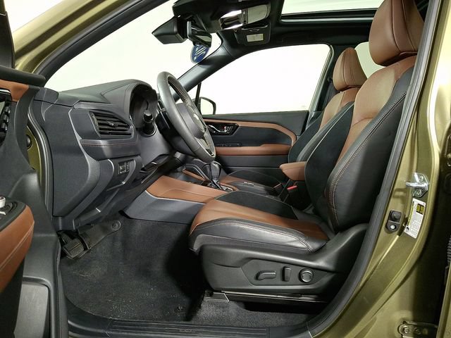 Certified 2025 Subaru Forester Touring AWD/4WD image 15